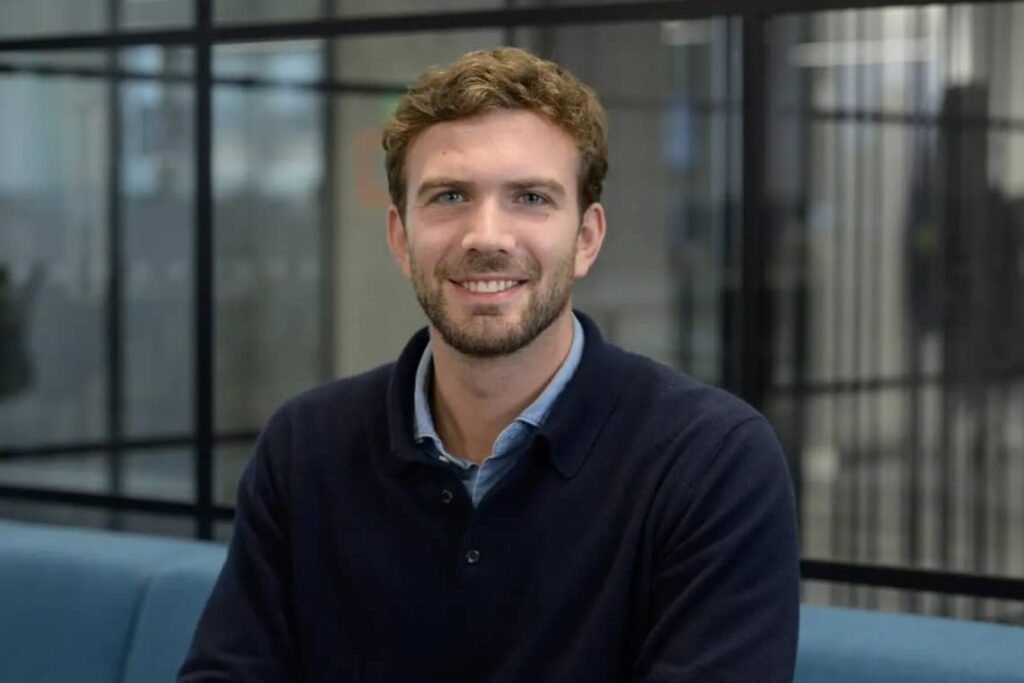 Revolut launches the Italian IBAN and its official branch in Italy