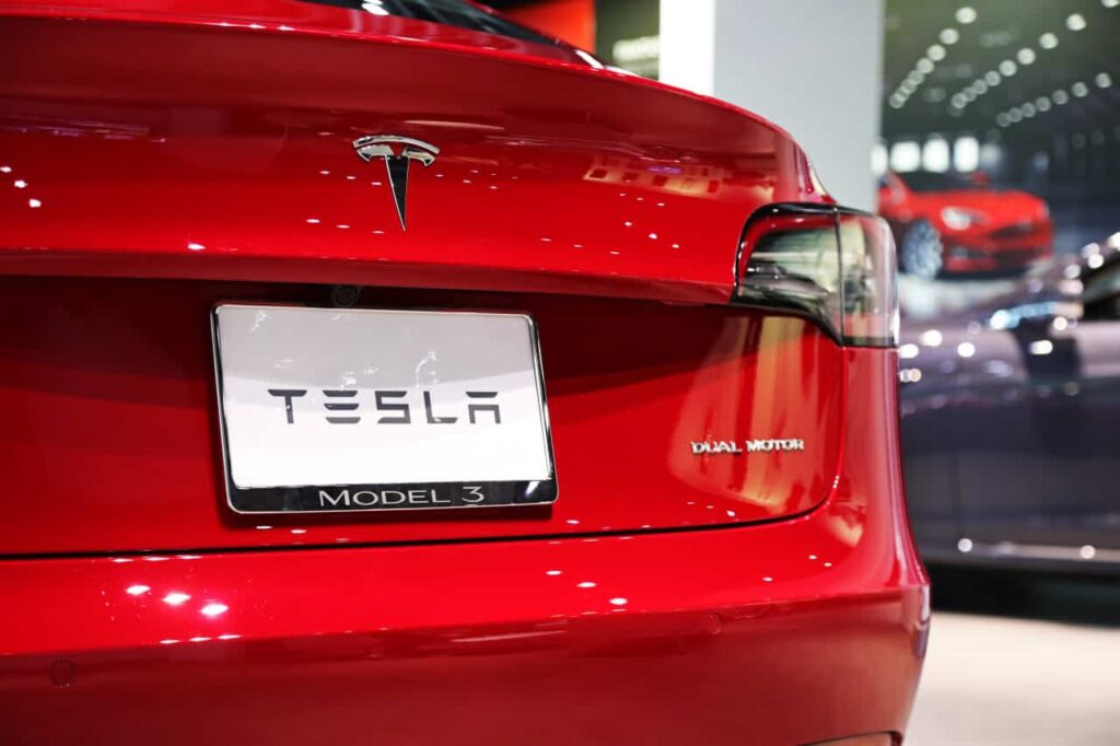 Analyst updates Tesla (TSLA) stock price target